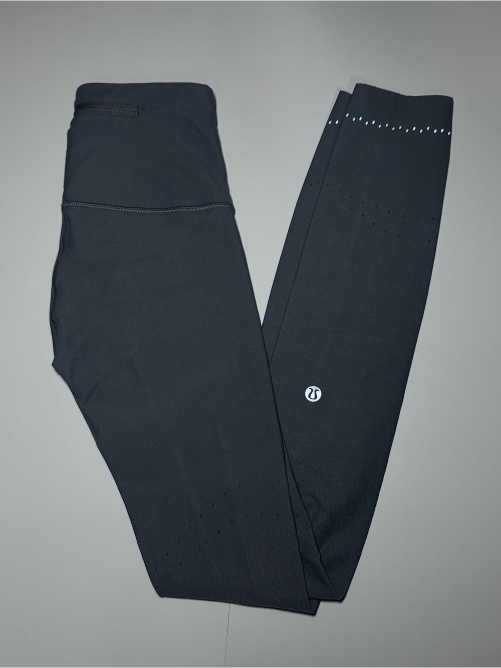 lululemon Zoned In Running Tights 27” | Size 2 | Blue Grey